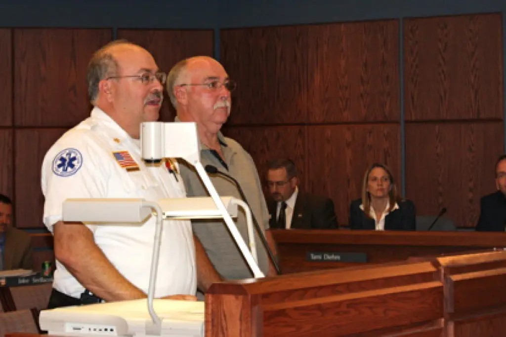 Fire Chief John Maczko addressing the Mendota Heights City Council in 2011